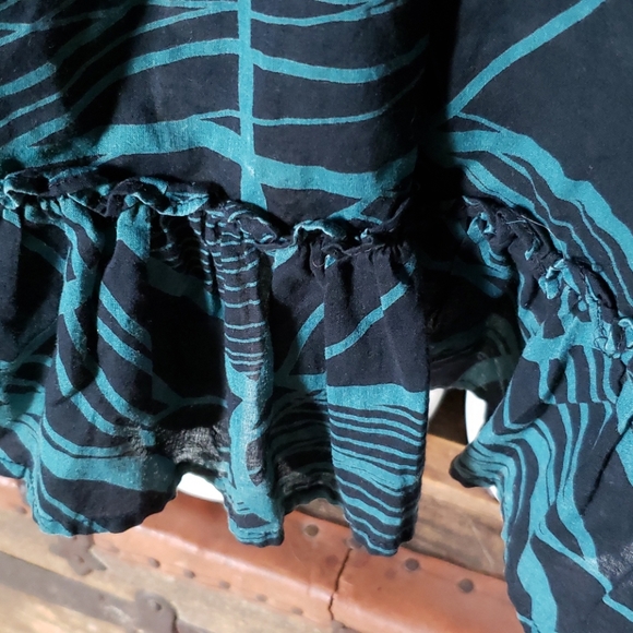 Black and blue cotton peplum blouse 💥 - Picture 4 of 4